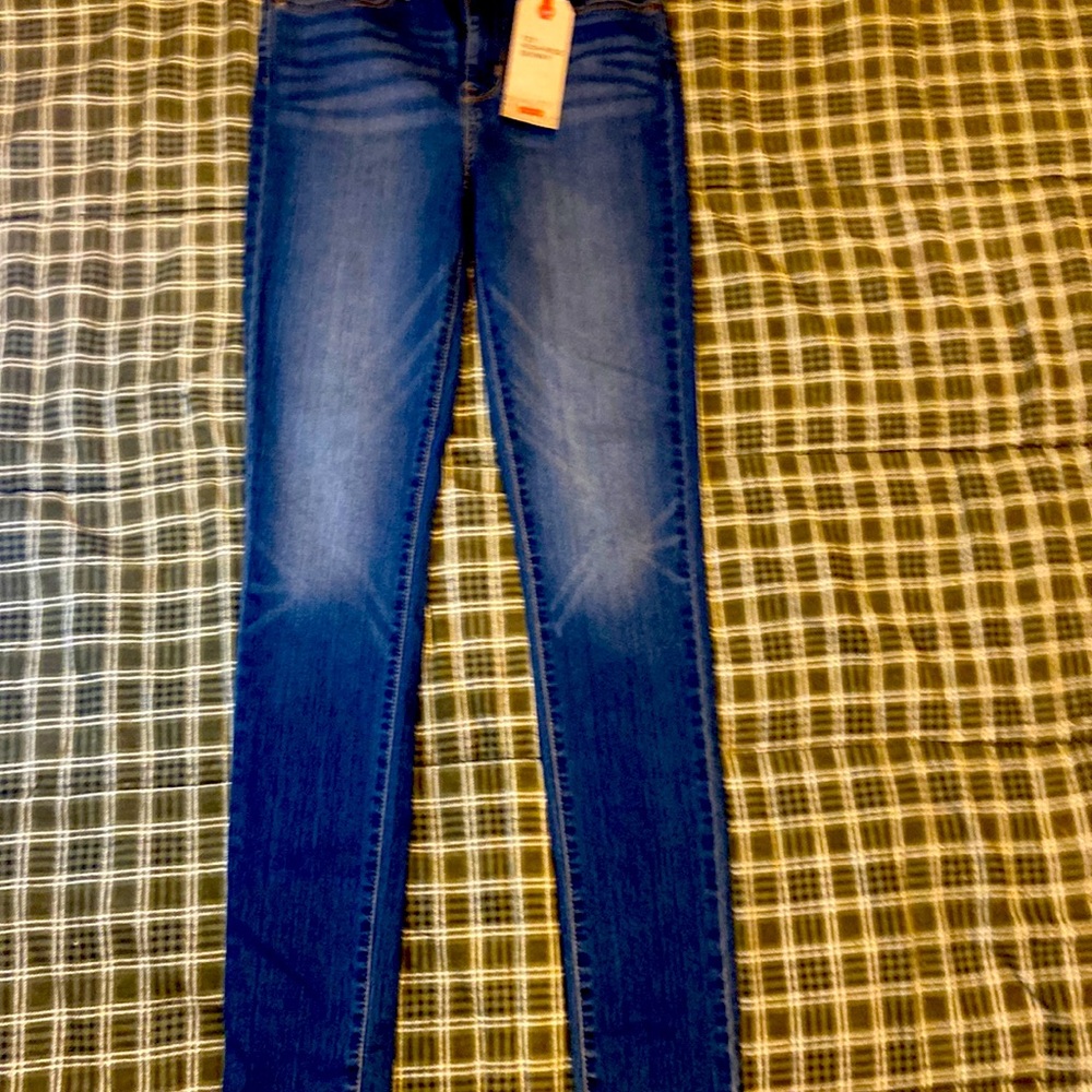 Levis Women jeans